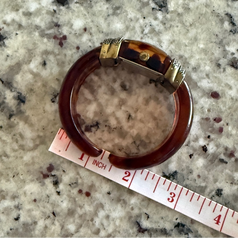 Vintage Vernier Tortoise Cuff Watch - Picture 6 of 6